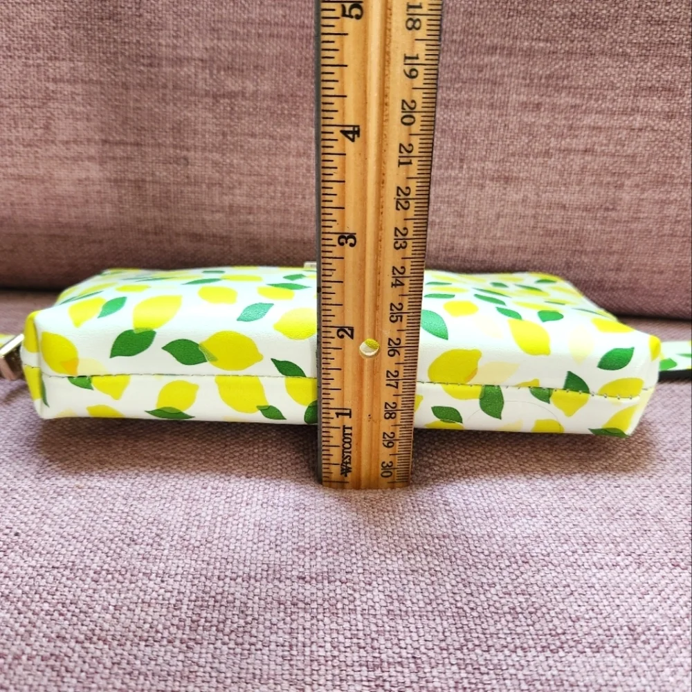 π NWT! - Kate Spade Lemon Drop Crossbody Belt Bag - Picture 11 of 11